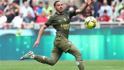 آخر تطورات مفاوضات اتحاد جدة لضم إسماعيل بن ناصر