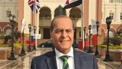 مستشار رئيس الجامعة البريطانية يحصل على جائزة الدولة للرواد 2024