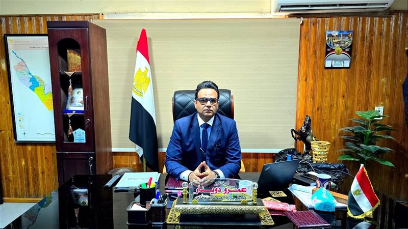الدكتور عمرو دويدار