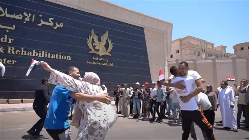 زيارة استثنائية للنزلاء