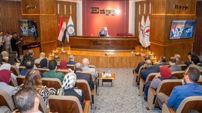 إنبي تنظم الندوة التفاعلية الرابعة مع العاملين