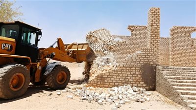 إزالة 29 حالة تعدٍّ على الأراضي الزراعية وأملاك الدولة في أسيوط