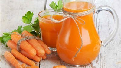 فوائد عصير الجزر، ينظف الكبد من السموم ويحمي من السرطان والشيخوخة 