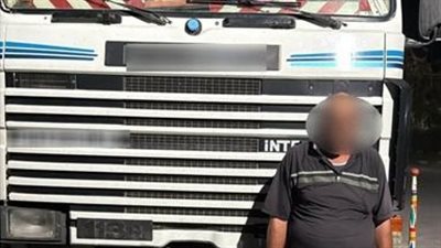 ضبط سائق نقل ثقيل قاد مركبته بسرعة جنونية بطريق الإسماعيلية – القاهرة