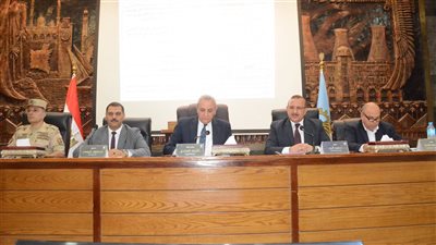 محافظ الغربية يوافق على تخصيص أراضٍ لإقامة مسجد ومجمع معاهد فتيات بسمنود وقطور