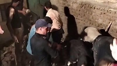 انتشال 3 مصابين والبحث عن مسنة تحت أنقاض انهيار منزل بأسيوط 