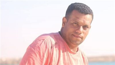 تشييع جنازة المخرج محمد صلاح من مسجد 