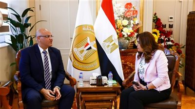 وزيرة التنمية المحلية تتابع توفير السلع الغذائية للمواطنين بالقليوبية