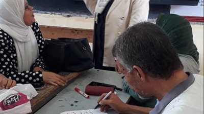 مدير تعليم القليوبية يتابع برنامج 