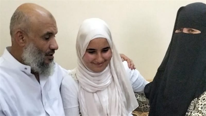 نورا بنت أشمون تسطر