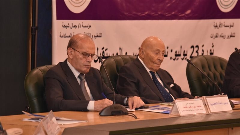الدكتور أحمد يوسف،