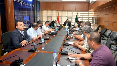 نائب محافظ الدقهلية يترأس اجتماعا لبحث توفير الخدمات بالمنصورة الجديدة