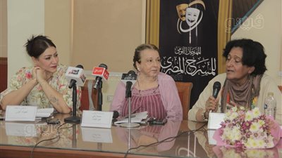 حكايات التجربة والوفاء للمهمشين، عبير علي في ضيافة المهرجان القومي للمسرح (صور)