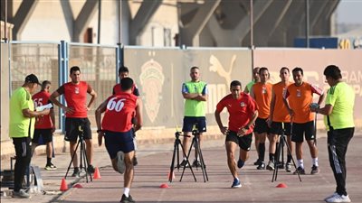 نجاح 16 حكمًا و26 مساعدًا في اختبارات اللياقة البدنية اليوم (صور)