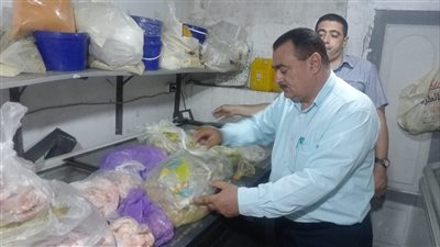 ضبط 3100 كيلو من البروتين الحيواني و140 مصنعات لحوم مجهولة المصدر في دمياط