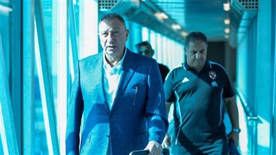 الخطيب يطير إلى السعودية لأداء العمرة بعد إتمام عمومية الأهلي بنجاح