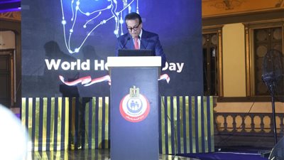 وزير الصحة: مصر أول دولة تحصل على التصنيف الذهبي للقضاء على فيروس “سي”