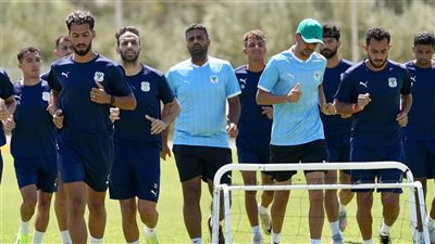 المصري يؤدي مرانه الصباحي في سوسة بعد أحداث شغب مباراة الترجي (صور)