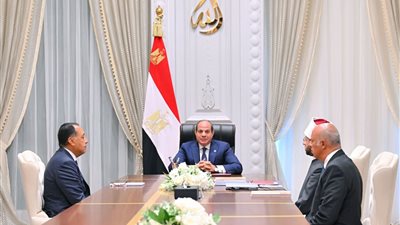 تفاصيل اجتماع الرئيس السيسي مع وزير الأوقاف بحضور مدبولي