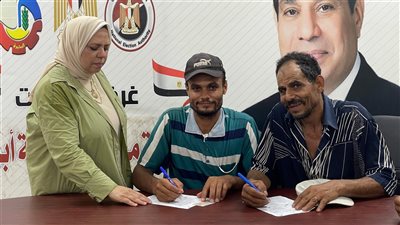 ضمن مبادرة محو الأمية، جامعة دمنهور تعقد امتحانا لـ 260 مواطنا في أبو المطامير (صور)