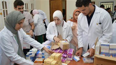 الكشف الطبي على 540 مواطنًا بقرية جلبانة ضمن القافلة الطبية لجامعة الإسماعيلية