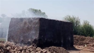 تحرير 5 محاضر ضد أصحاب قمائن الطوب في قنا (صور)