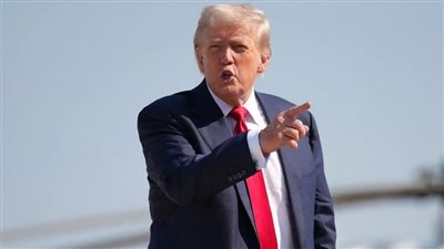 صحيفة صنداي تايمز تصف صفقة الاتحاد الأوروبي مع ترامب بشأن الرسوم بـ المريعة 