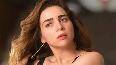 تفاصيل شخصية  مي عز الدين في  