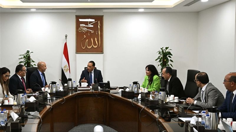 رئيس الوزراء ووزير