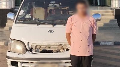 ضبط سائق ميكروباص حاول الاعتداء على مهندس بمفك في حدائق أكتوبر