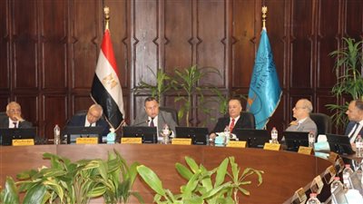 رئيس جامعة الإسكندرية يبحث تطورات الاستعداد لإطلاق فرعى أبوظبى وماليزيا