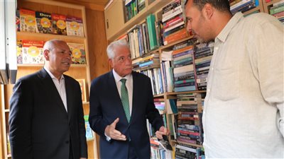 تسكين 133 مكتبة بسور حديقة الأزبكية (صور) 