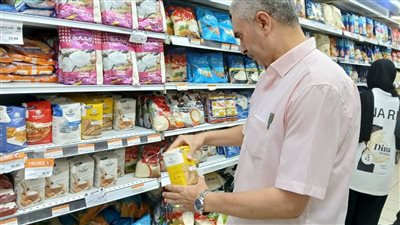 وكيل تموين الإسكندرية يقود حملات مكبرة على السلاسل التجارية والأسواق العمومية