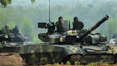 ترامب يستفز الصين برفع حظر تصدير الأسلحة إلى كمبوديا