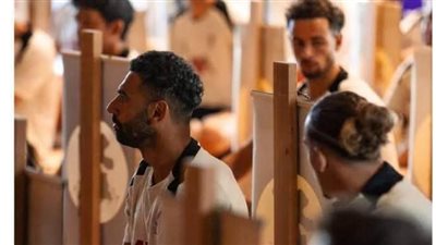 هل ارتكب محمد صلاح إثما؟ علماء الأزهر يحسمون الجدل حول زيارة نجم ليفربول لمعبد بوذي