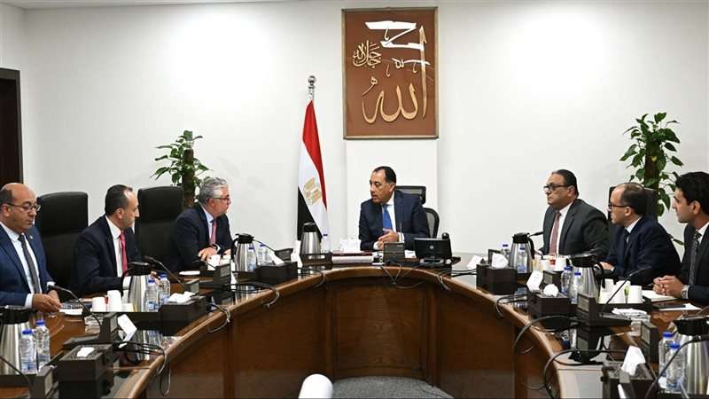 اجتماع برئاسة الدكتور