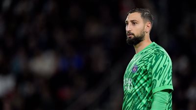 عقبتان تهددان انتقال دوناروما إلى مانشستر سيتي