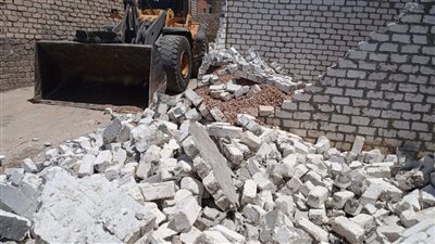حملات مُكبرة لإزالة التعديات وأعمال البناء المخالف بأحياء الإسكندرية