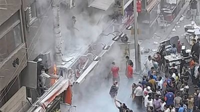 حريق يلتهم مطعم أسماك في فيصل