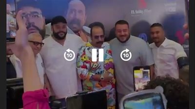 محمد ممدوح يفاجئ دنيا سمير غانم في 