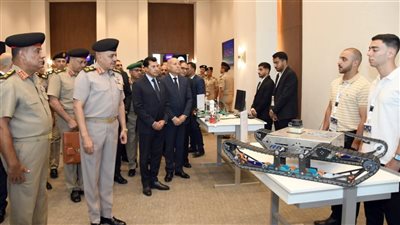 رئيس الأركان يشهد انطلاق فعاليات المؤتمر العلمى الدولى الخامس للاتصالات