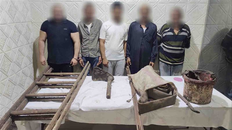 ضبط 5 أشخاص بالقاهرة