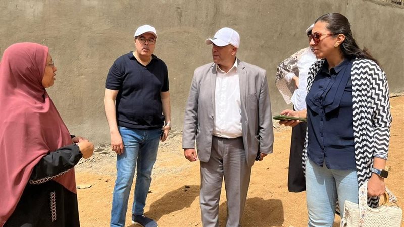 مسؤولو الاسكان