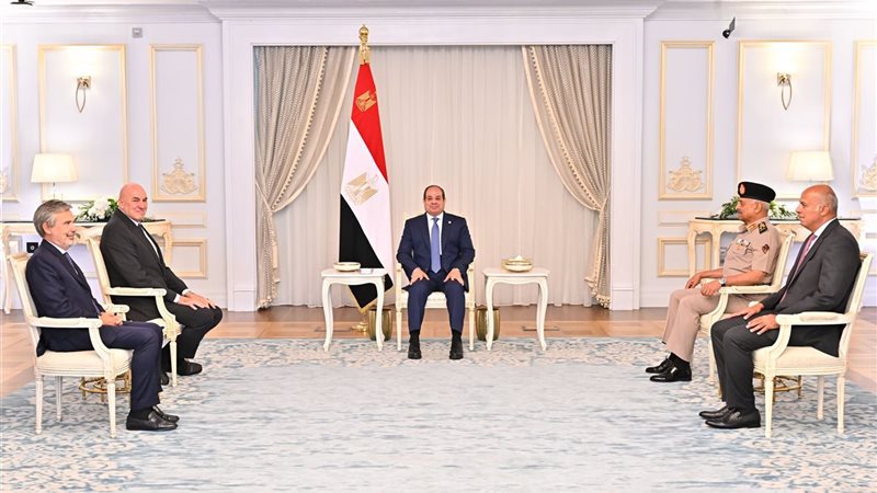 جانب من نشاط الرئيس