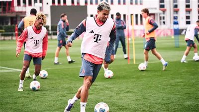 بايرن ميونخ يخوض تدريباته بمشاركة لويس دياز (فيديو)