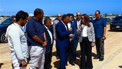 وزيرة التنمية المحلية ومحافظ مطروح يتفقدان أعمال تطوير المدخل الغربي لمدينة الحمام