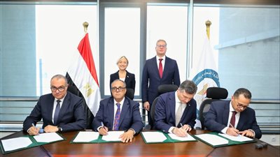 البترول توقع اتفاقية تحفيزية مع «إيني» و«بي بي»