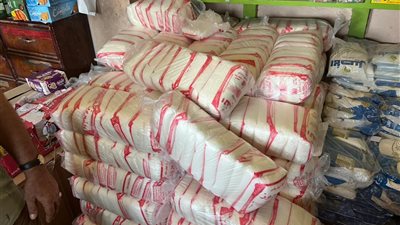 حملات تموينية مكثفة تضبط سلعًا بدون فواتير وسجائر مخالفة في الشرقية