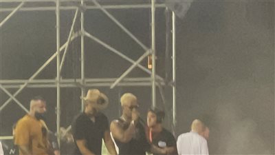 إصابة في فريق عمل محمد رمضان أثناء حفله بالساحل الشمالي بسبب الألعاب النارية