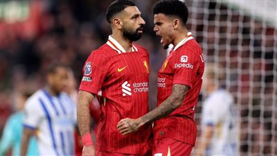 أسطورة مانشستر يونايتد يكشف توقعاته لـ محمد صلاح وبطل الدوري الإنجليزي بالموسم الجديد